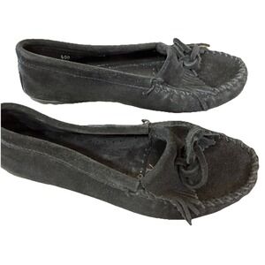 Minnetonka Hard sole Driving Moccasin Black Suede Womens 9.5 Comfort Casual Prep